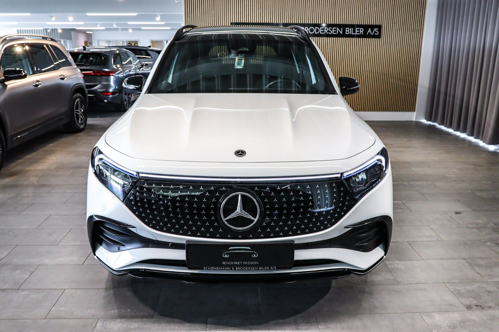Billede af Mercedes EQB250+  AMG Line Advance Plus 7prs