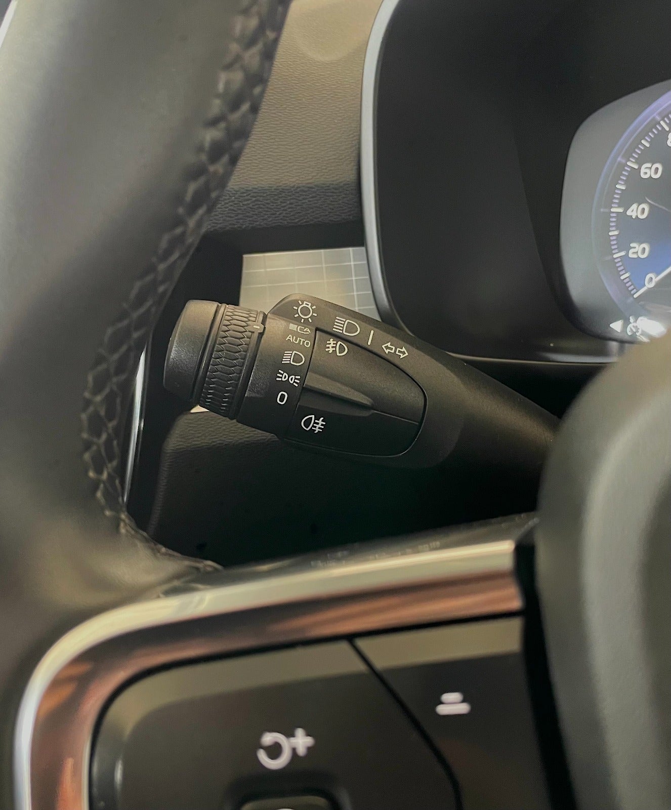 Billede af Volvo XC40 1,5 T4 Recharge Core aut.