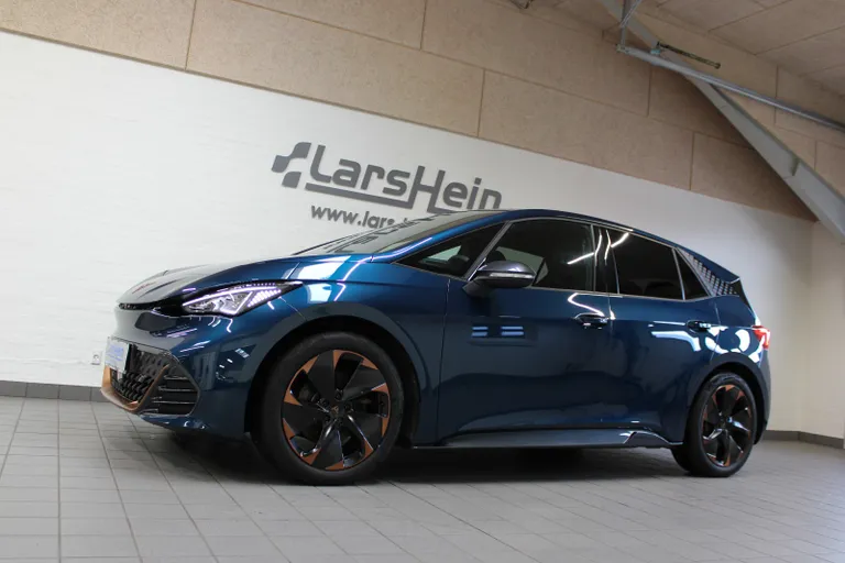 Cupra Born Dinamica Pack High