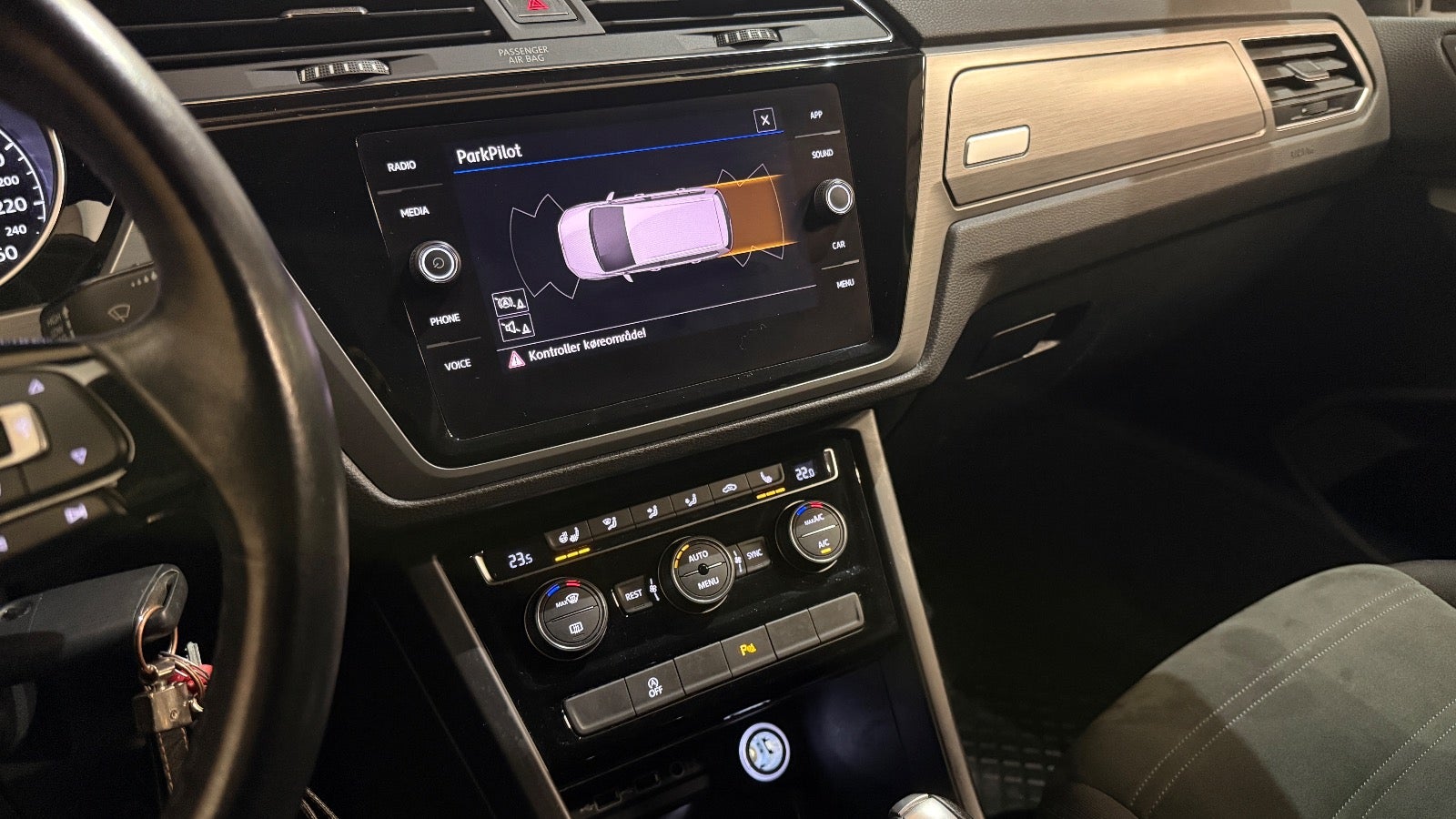 Billede af VW Touran 1,5 TSi 150 Highline Family DSG 7prs