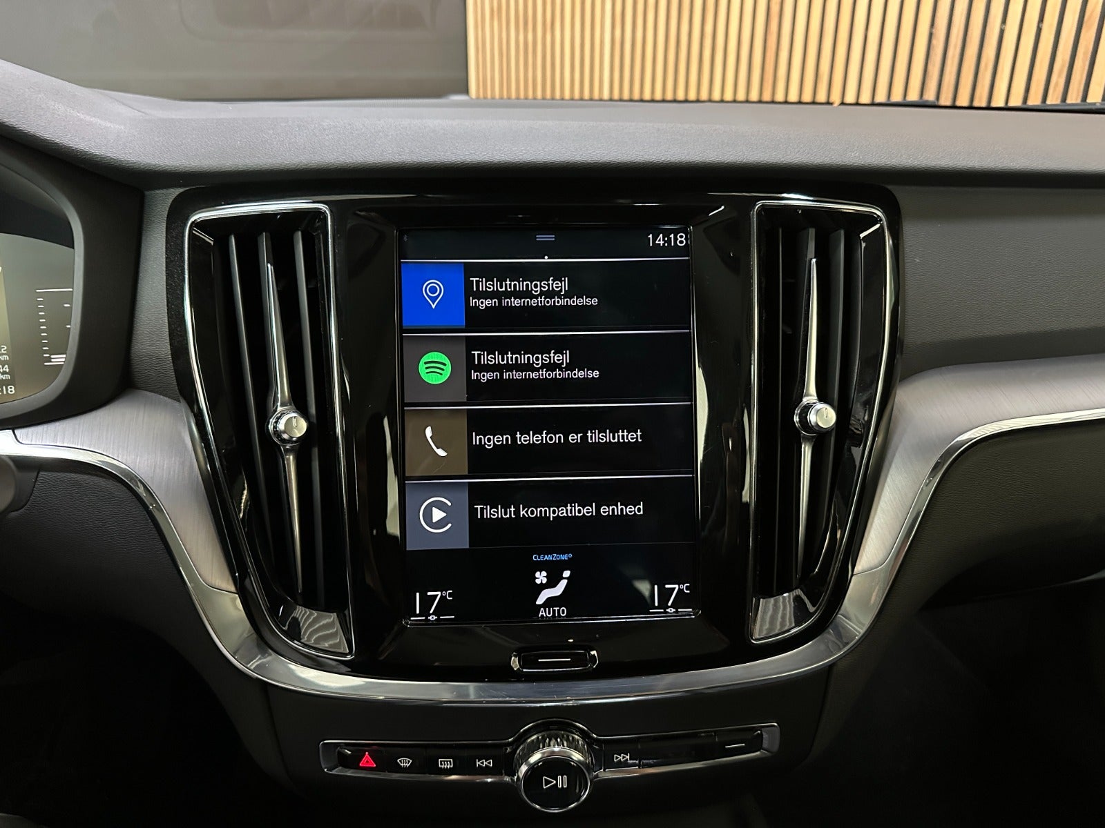 Billede af Volvo V60 2,0 D3 150 Momentum aut.