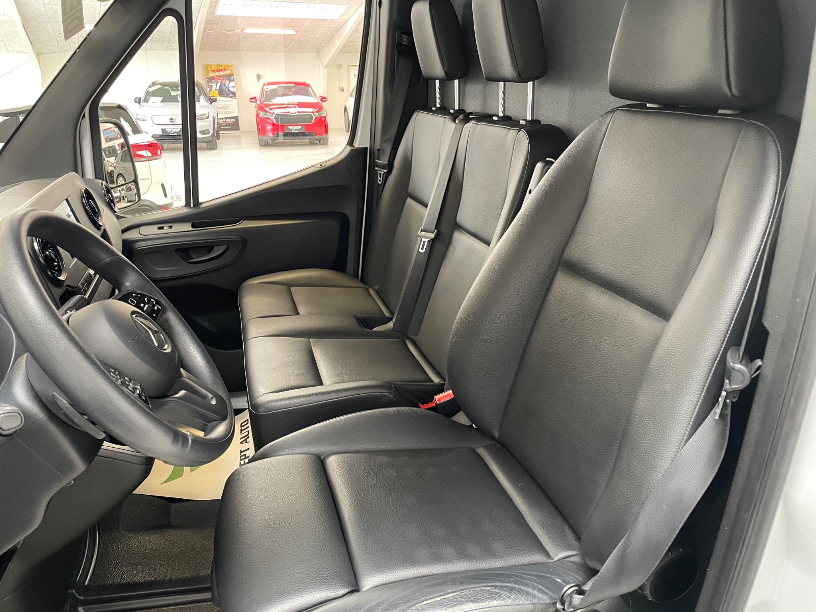 Billede af Mercedes Sprinter 317 2,0 CDi A4 Kassevogn aut. RWD