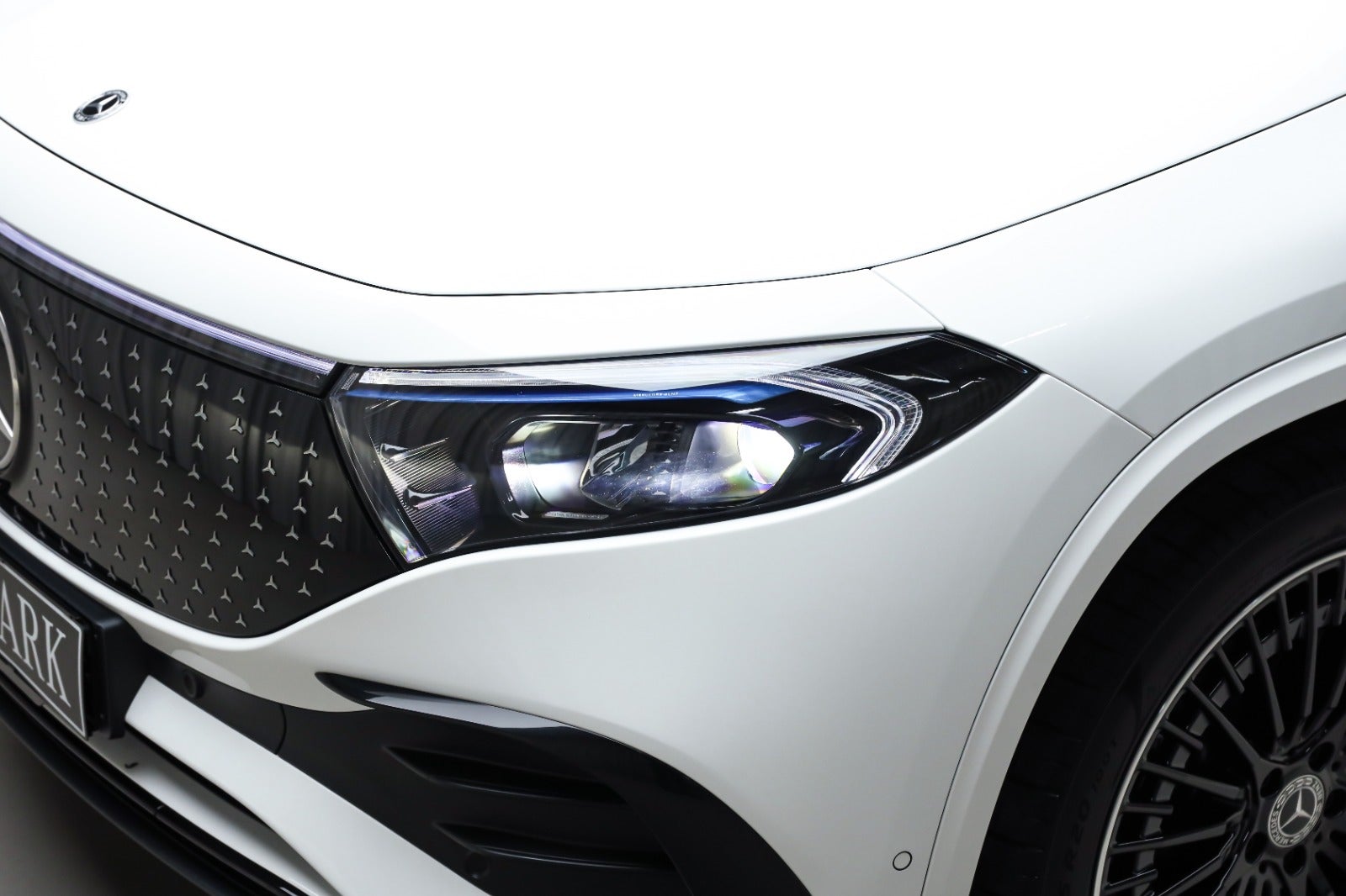 Mercedes-Benz EQA 350 (8/8)