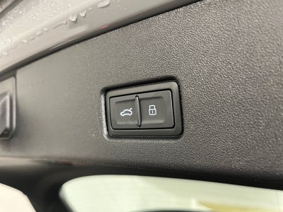 Audi Q4 e-tron Business Van