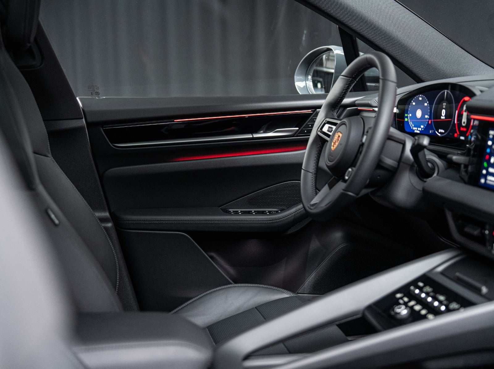 Gallery image 17 of 18