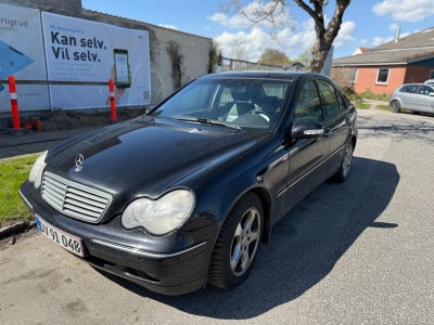 Mercedes C240 2,4 Classic 4d