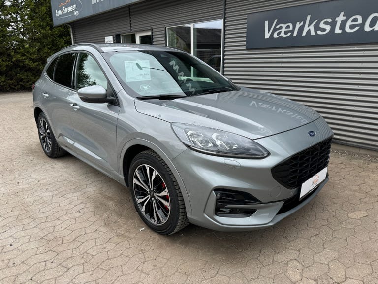 Ford Kuga PHEV ST-Line X CVT