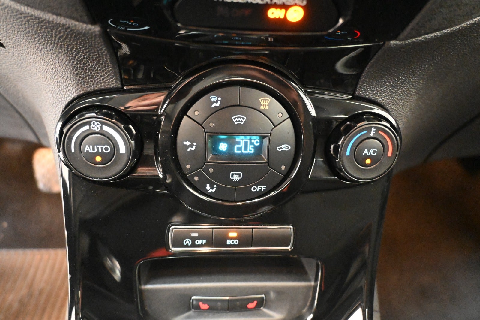 Ford Fiesta SCTi 125 Titanium