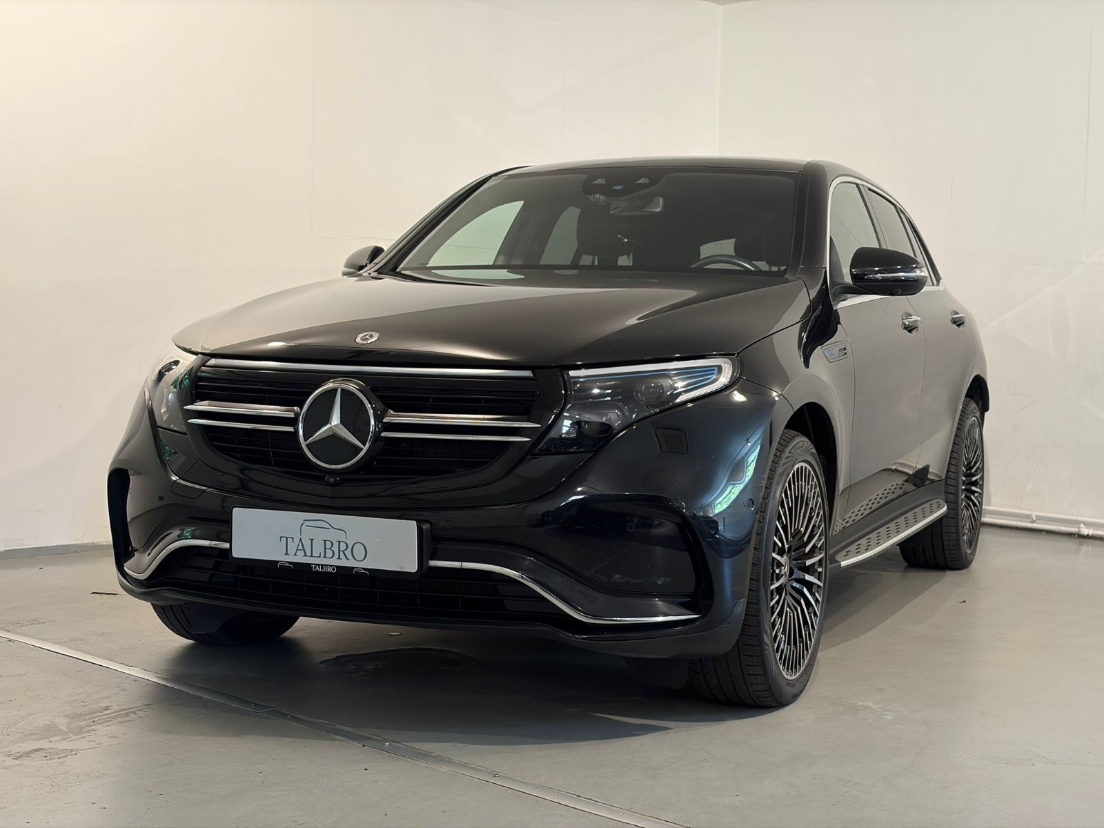 Mercedes-Benz – EQC400