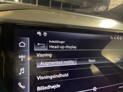 Audi Q4 e-tron S-line Sportback quattro Van