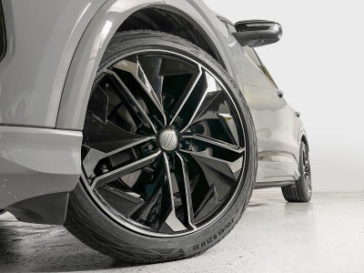 Audi Q4 e-tron S-line quattro Van