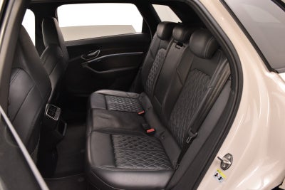 Audi e-tron S-line quattro