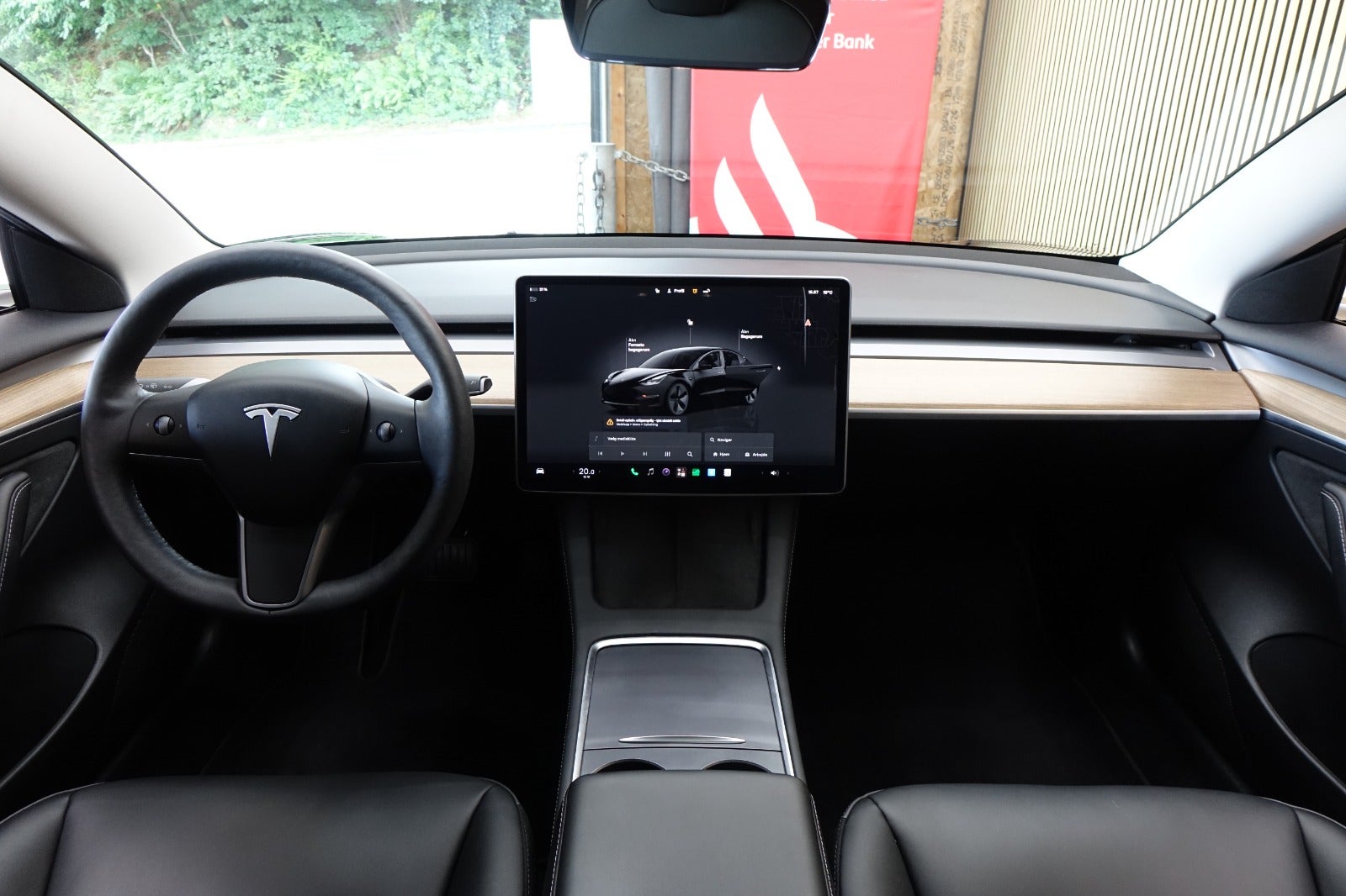 Tesla Model 3, Billede 3