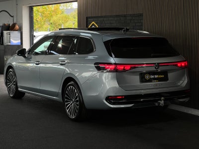 VW Passat eHybrid Elegance Variant DSG