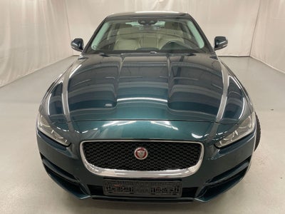 Jaguar XE 2,0 P200 Prestige aut. 4d