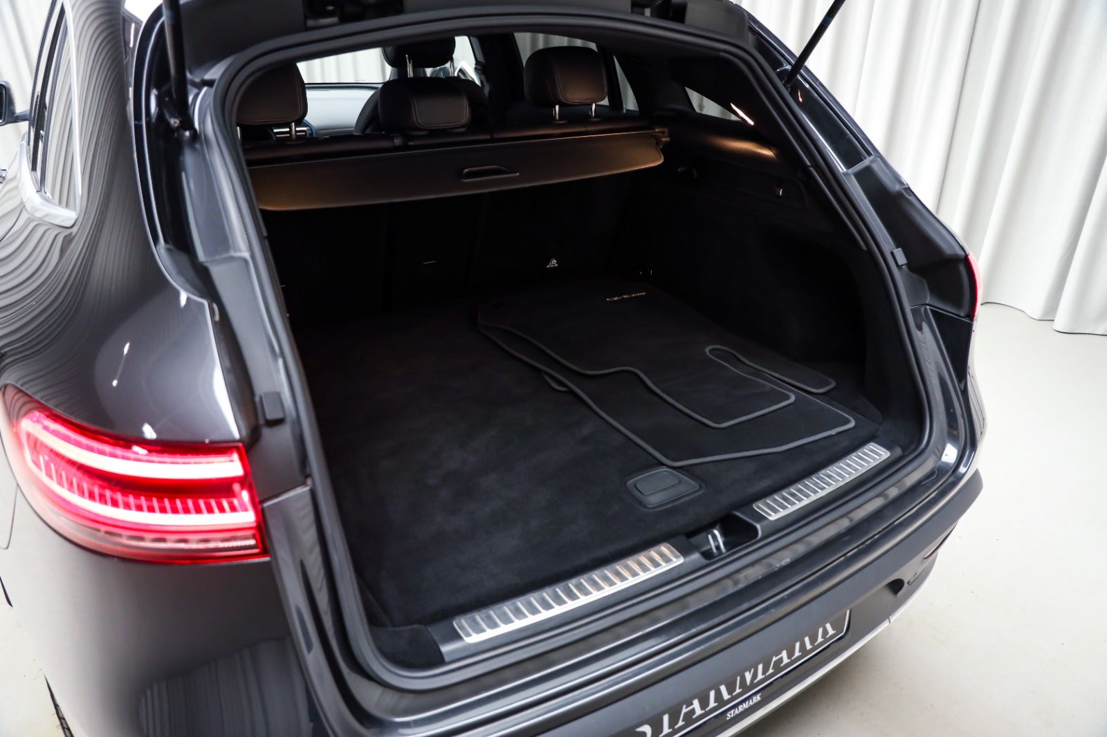 Mercedes-Benz EQC 400