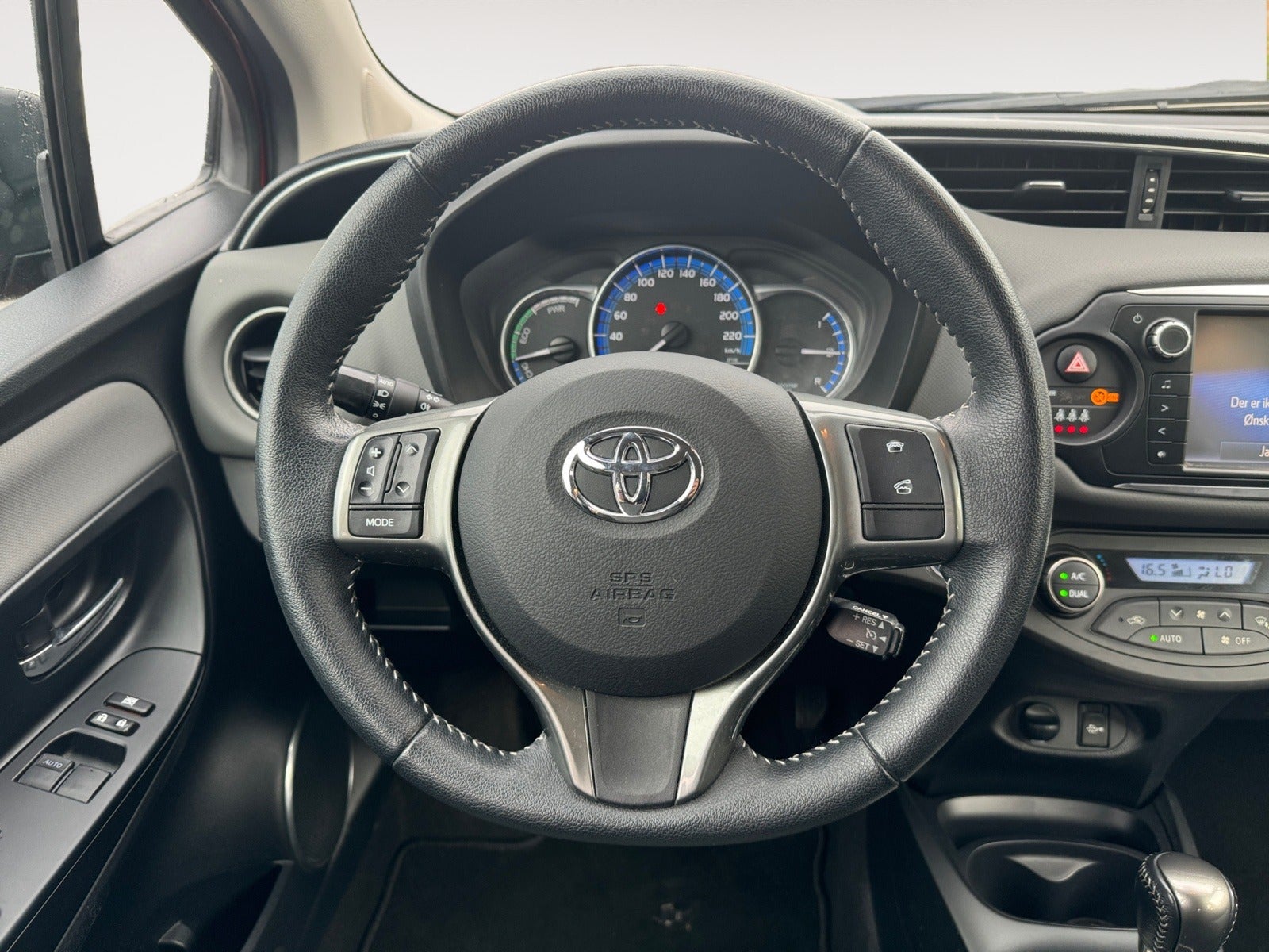 Toyota Yaris 2014