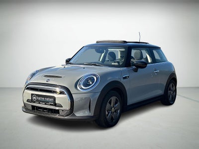MINI Cooper SE Essential