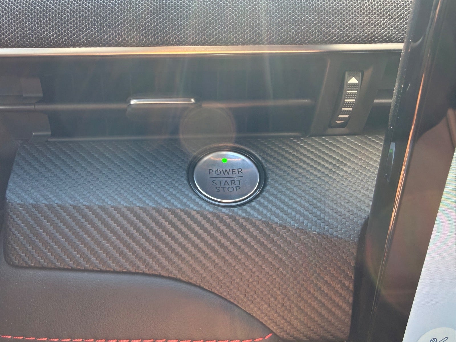 Billede af Ford Mustang Mach-E 88 Premium Extended Range AWD