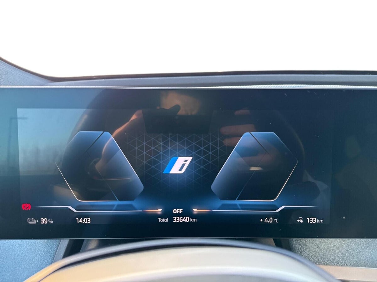 BMW iX xDrive40 Fully Charged M-Sport billede 15