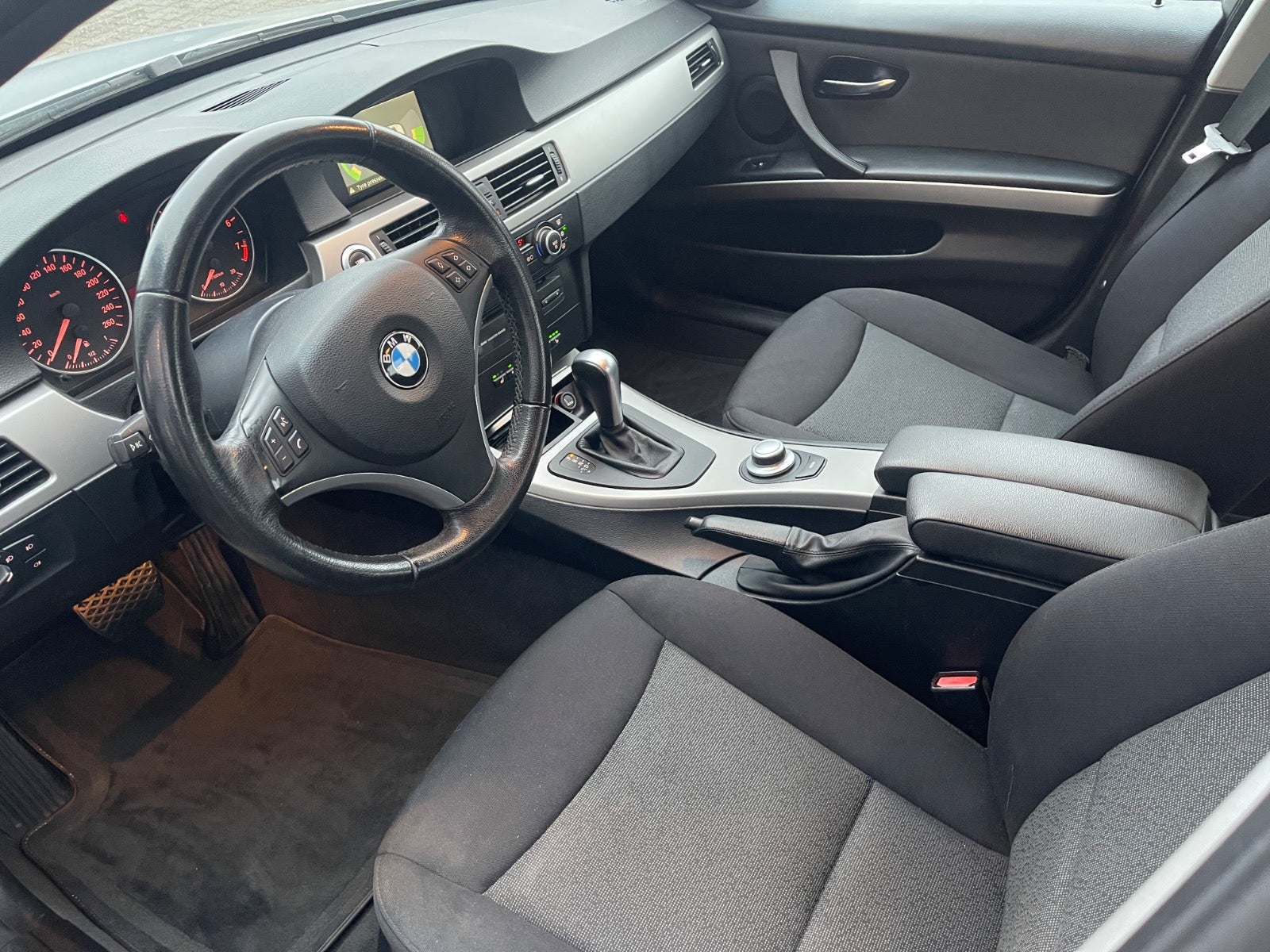 BMW 325i 2006