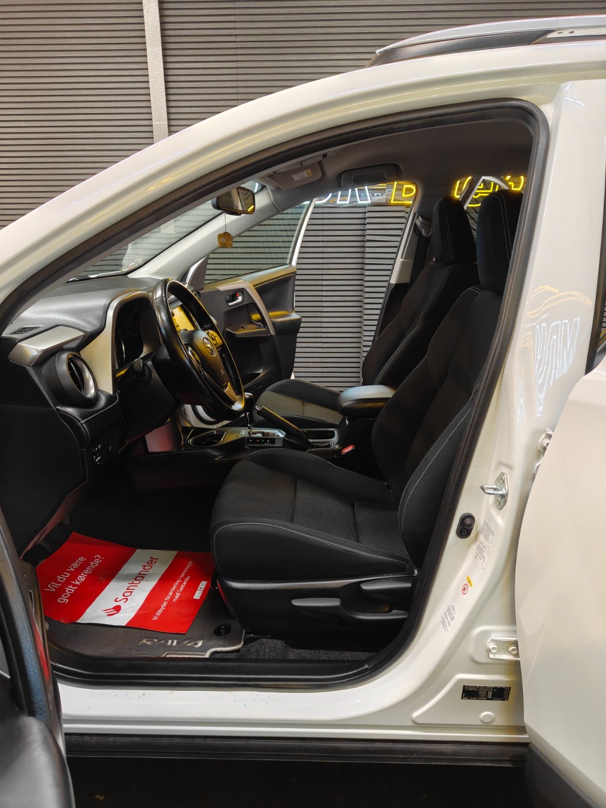 Billede af Toyota RAV4 2,5 Hybrid H3 MDS