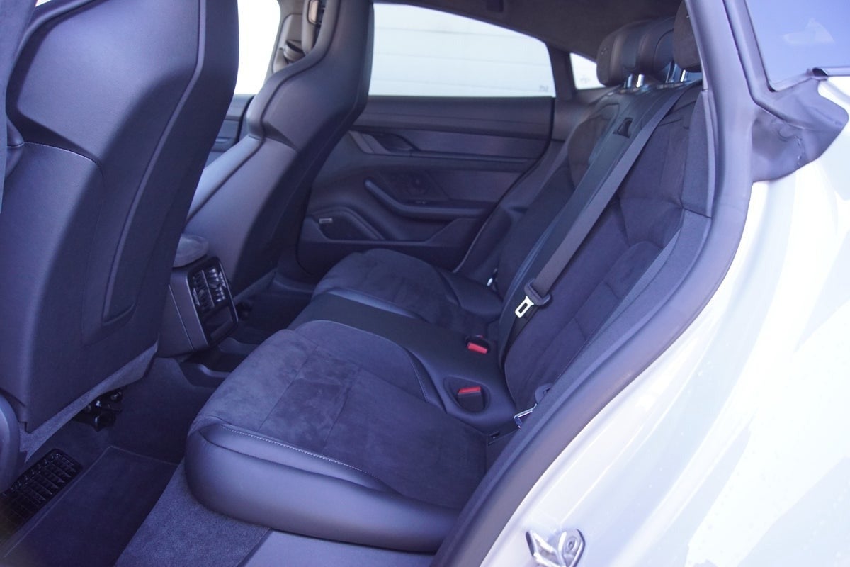 Porsche Taycan GTS Performance+