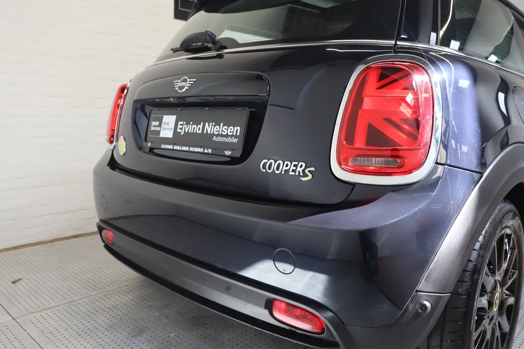 MINI Cooper SE Camden Edition