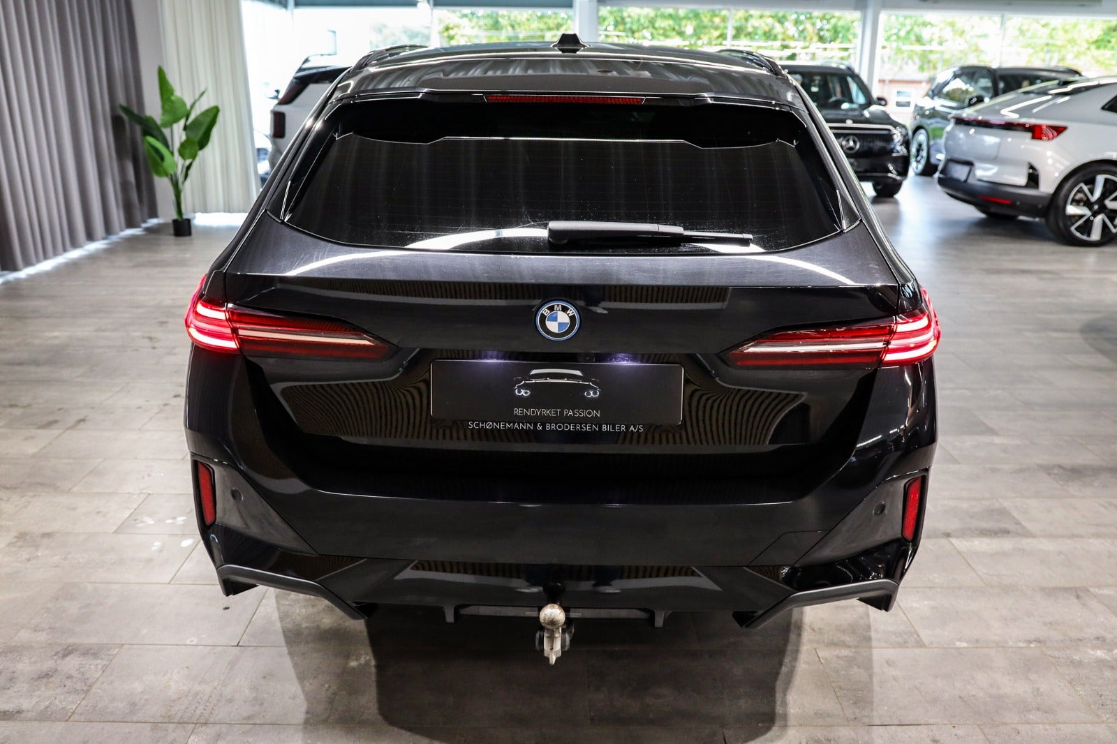 Billede af BMW i5  eDrive40 Touring Fully Charged