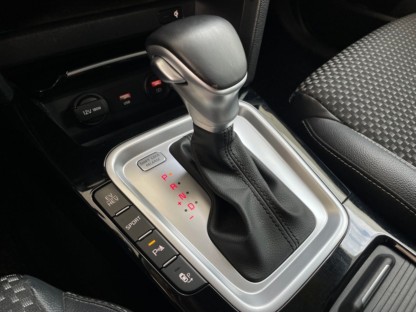 Kia Ceed PHEV Upgrade SW DCT