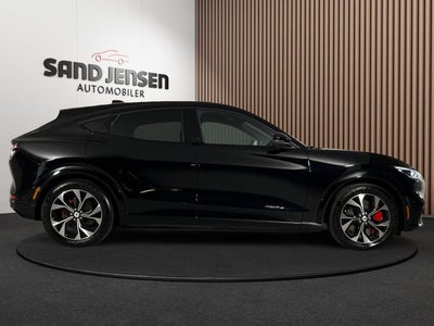 Ford Mustang Mach-E Premium Standard Range AWD Van