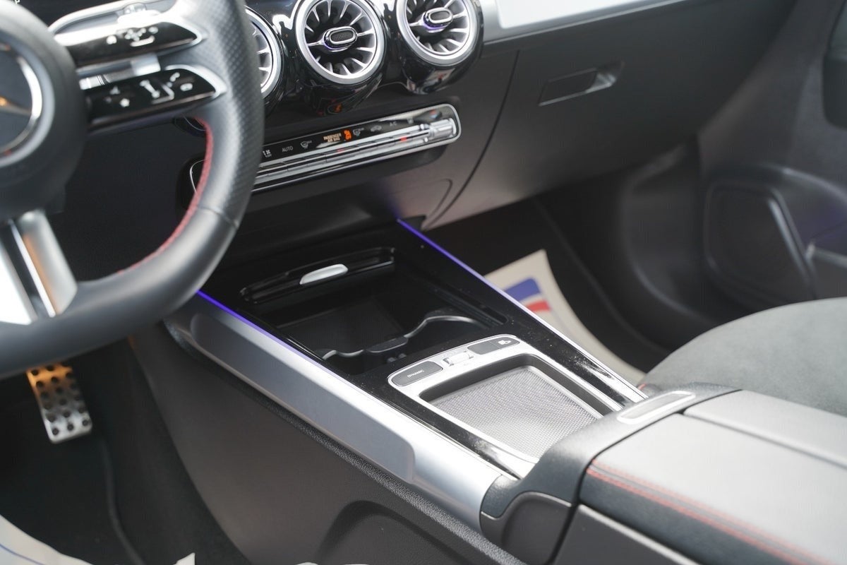 Billede af Mercedes EQB350  AMG Line 4Matic