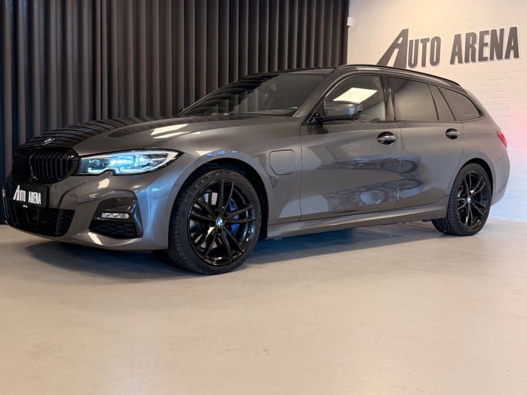 BMW 330e Touring M-Sport aut.