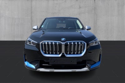BMW iX1 xDrive30 X-Line