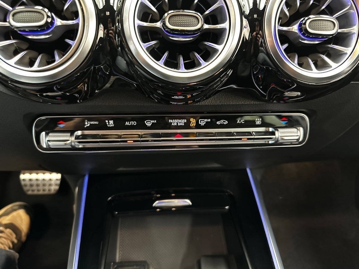 Billede af Mercedes EQB350  AMG Line 4Matic