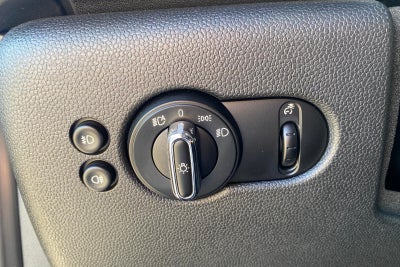 MINI Cooper SE Essential