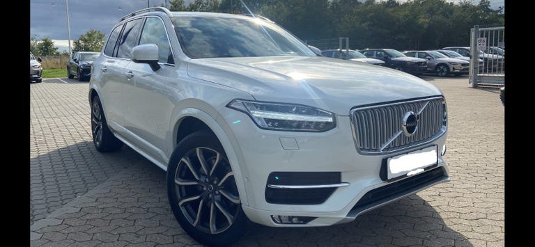 Volvo XC90 D5 225 Momentum aut. AWD 7prs