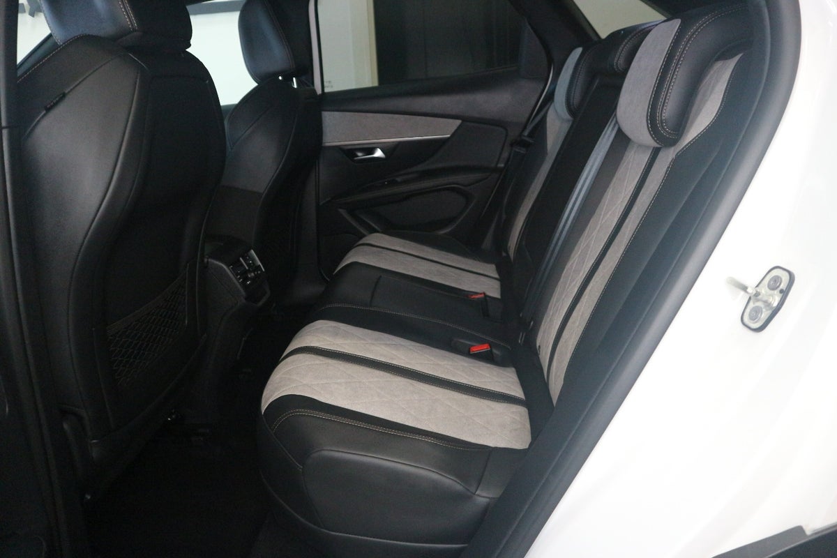 Peugeot 3008 Hybrid4 GT EAT8