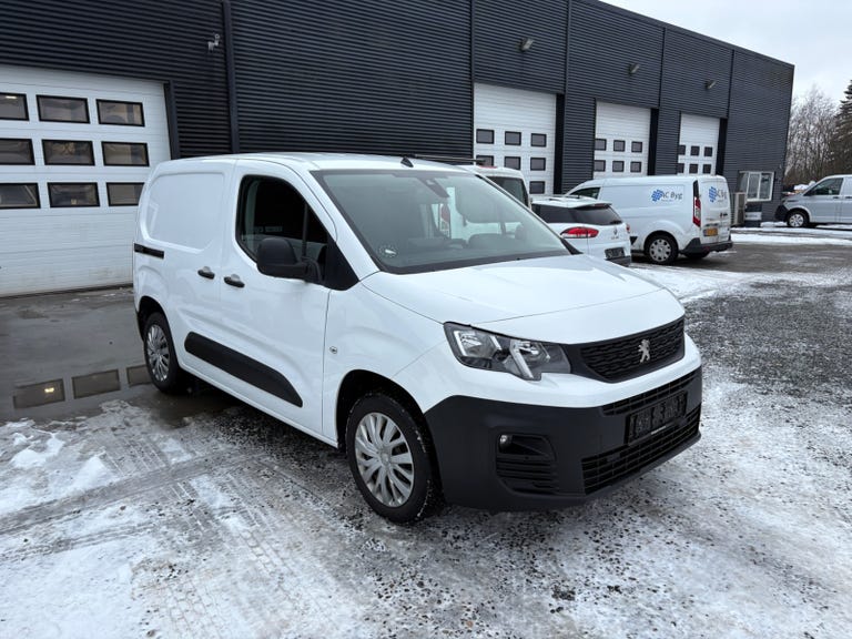 Peugeot Partner BlueHDi 100 L1V1 Plus Pro Van