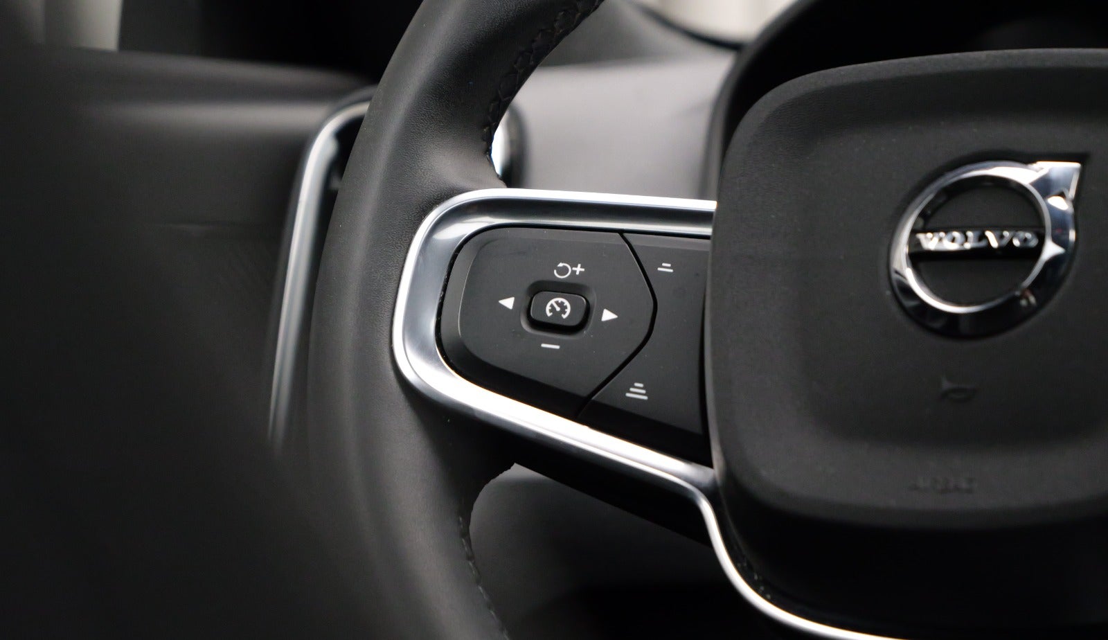 Volvo XC40 P6 ReCharge Pro