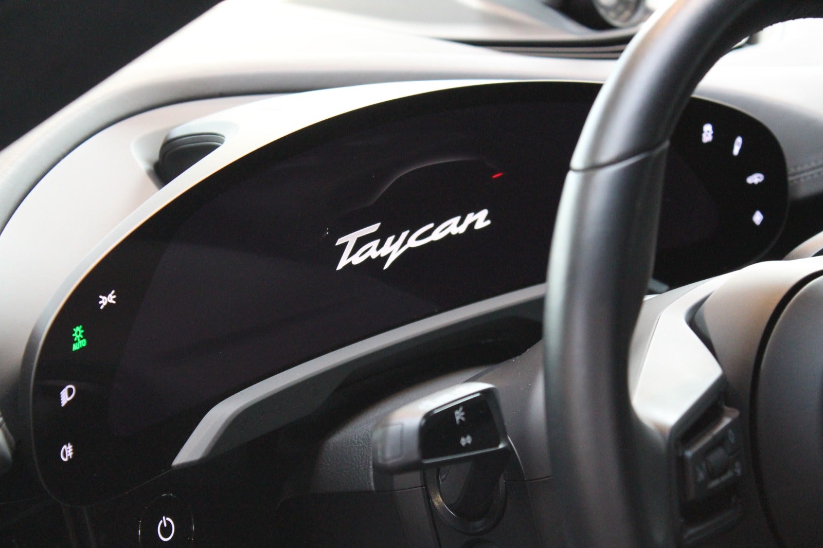 Porsche Taycan 4 Performance+ Cross Turismo