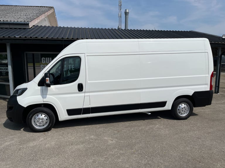 Peugeot Boxer 335 BlueHDi 140 L3H2 Premium