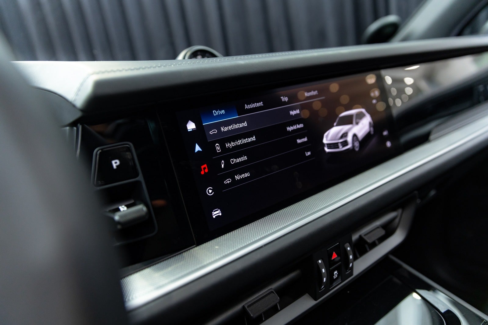 Gallery image 14 of 17