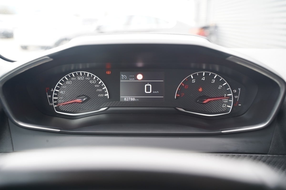 Billede af Citroën C4 Cactus 1,6 BlueHDi 100 BlackLine