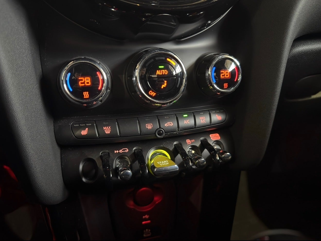 MINI Cooper SE Classic Trim