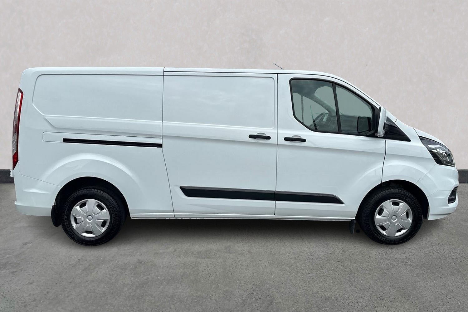 Billede af Ford Transit Custom 300L 2,0 TDCi 105 Trend