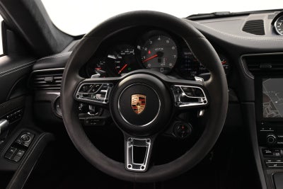 Porsche 911 Carrera 4 GTS Coupé PDK