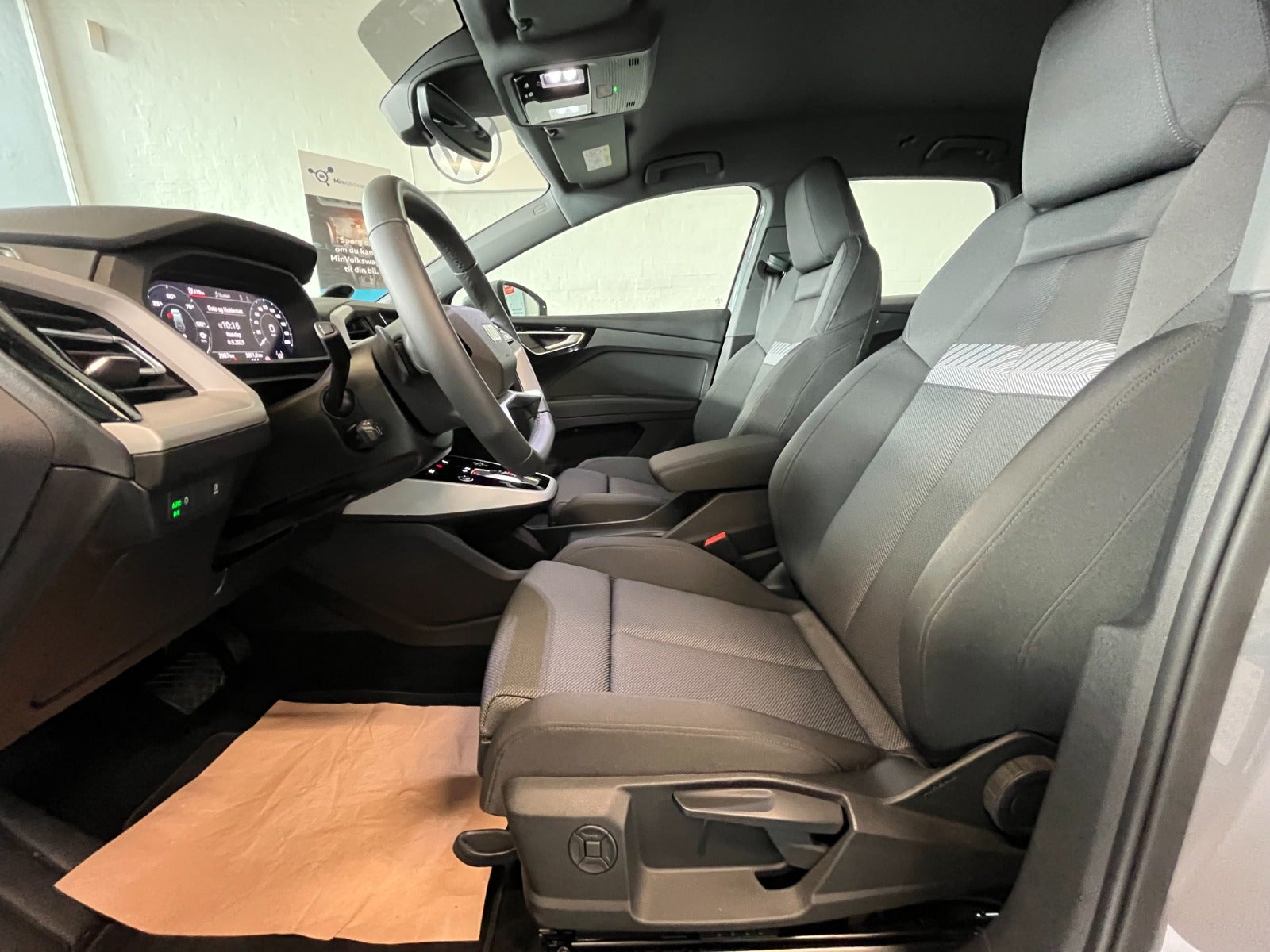 Billede af Audi Q4 e-tron 45 edition S-line