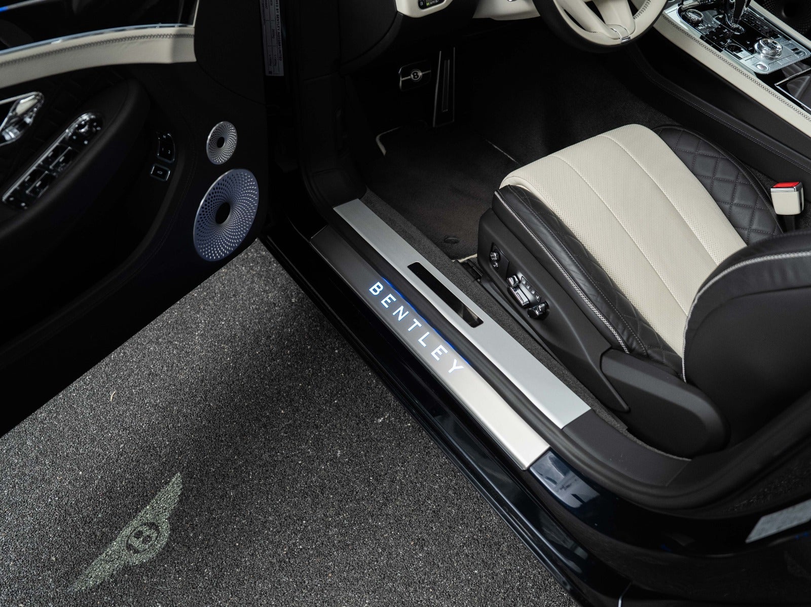 Gallery image 12 of 23