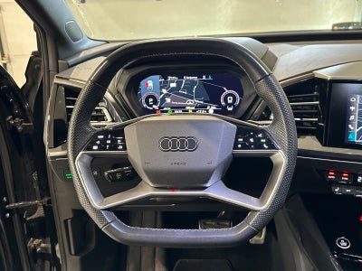 Audi Q4 e-tron Attitude S-line